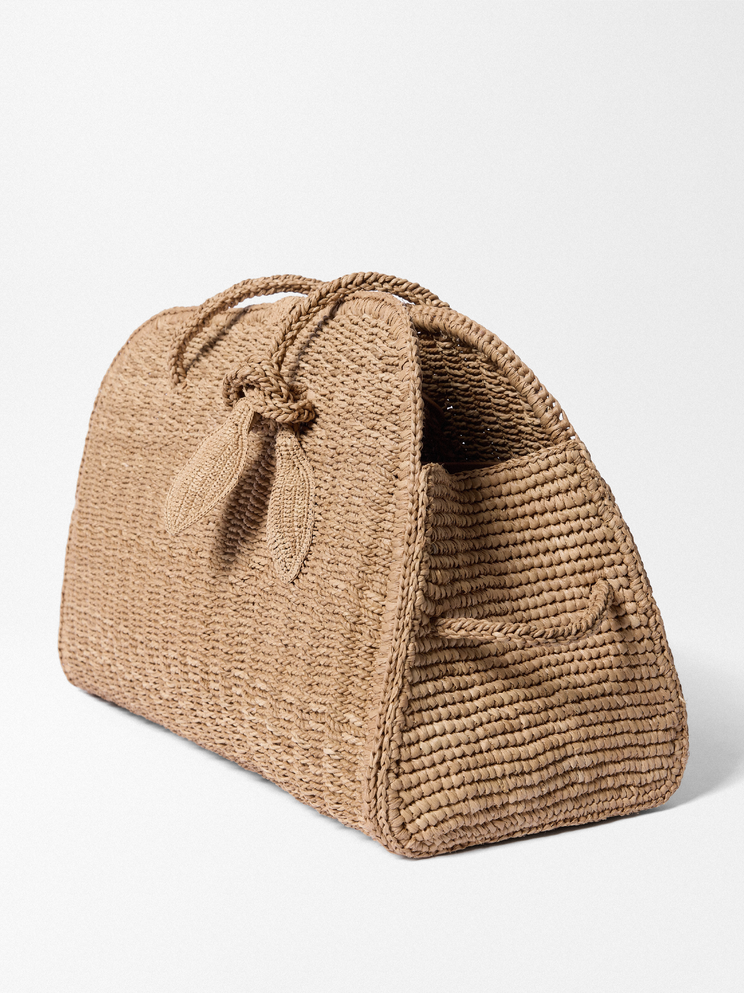 The Raffia Turismo